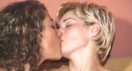 Lesbo sex with Veronica Bella and a blonde and naughty