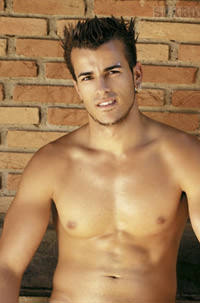 Porno gay romano trip conte Porno gay romano trip conte