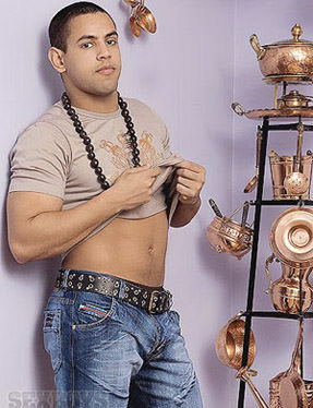 Pitt Oliveira ator pornô gay