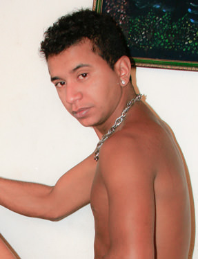 Júnior Freitas ator pornô gay