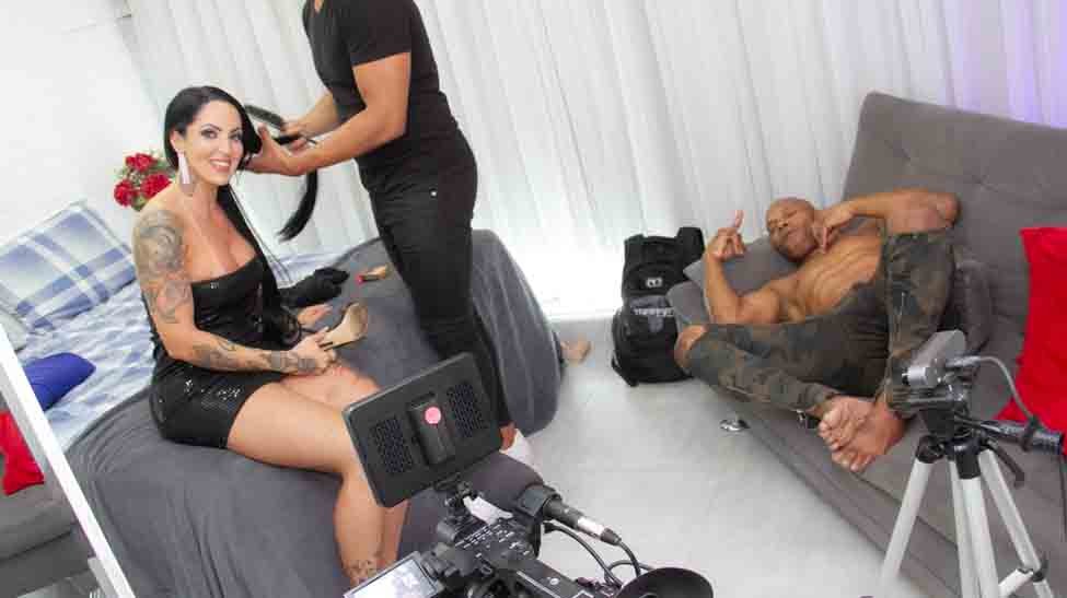 Elisa Sanches nos bastidores: preparação e produção para as gravações
